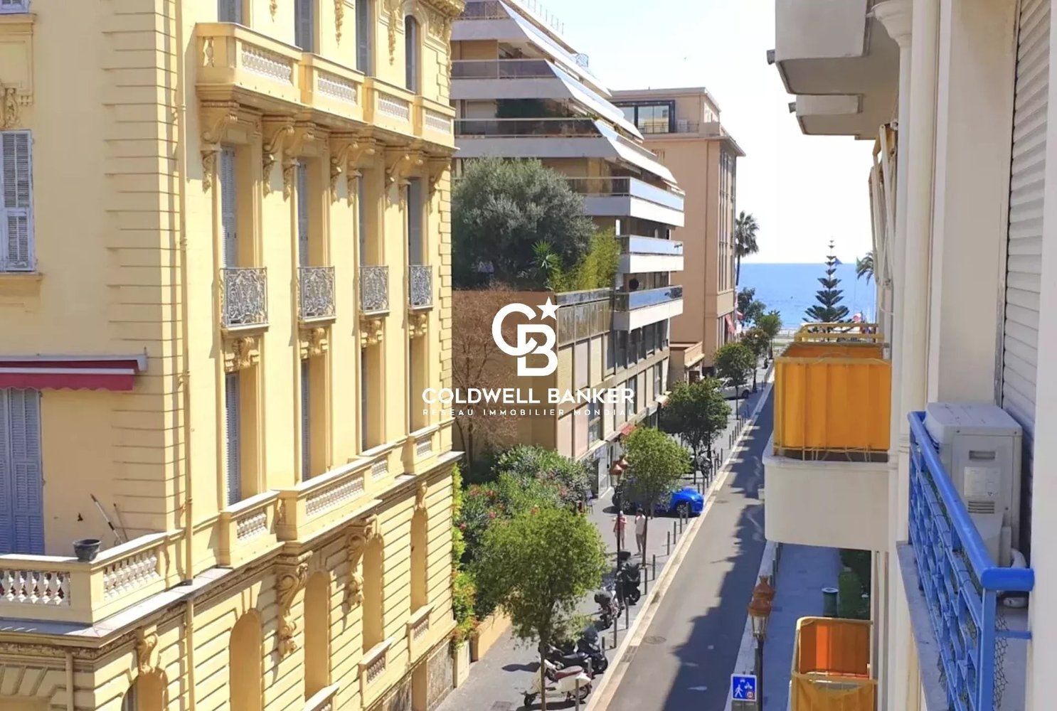 Property photo in Carre d'Or