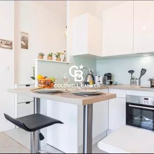 Property in Carre d'Or