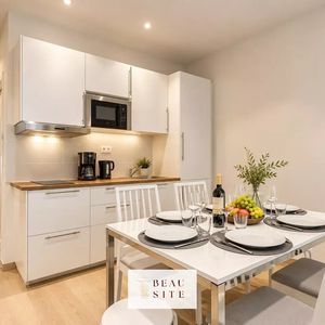 Property in Carre d'Or