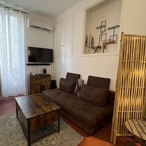 Property in Carre d'Or