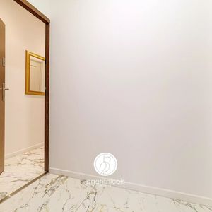 Property in Carre d'Or