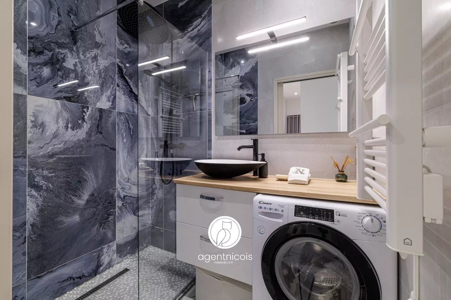 Property photo in Carre d'Or