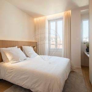 Property in Carre d'Or