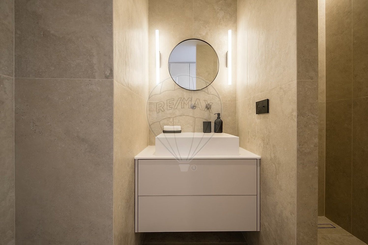 Property photo in Carre d'Or