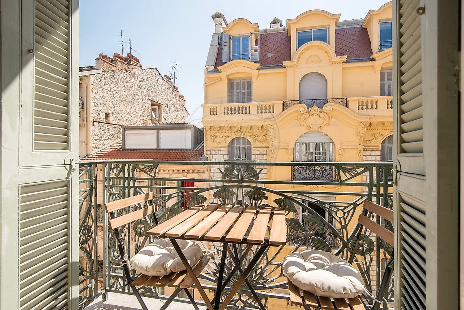Property photo in Carre d'Or