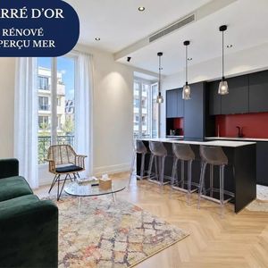 Property in Carre d'Or