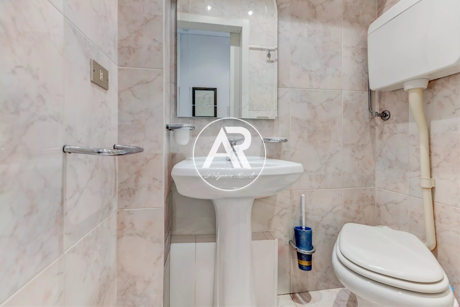 Property photo in Carre d'Or