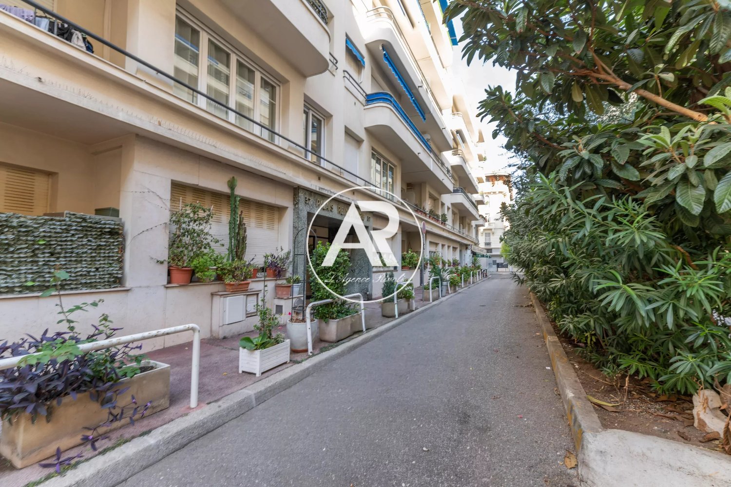 Property photo in Carre d'Or
