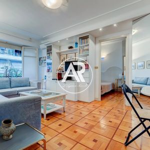 Property in Carre d'Or