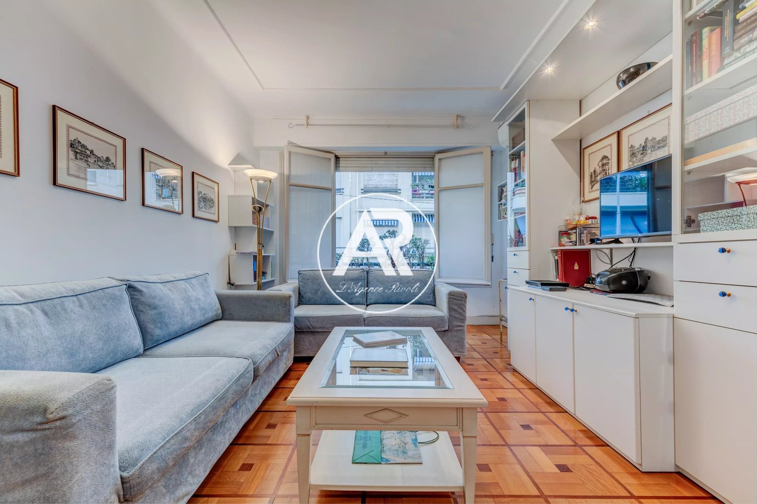 Property photo in Carre d'Or
