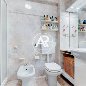 Property in Carre d'Or