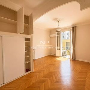Property in Musicians Quarter