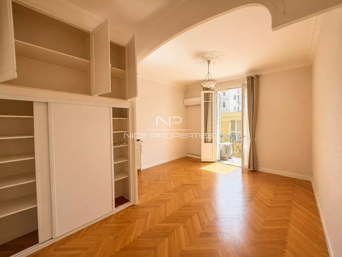 Property photo in Musicians Quarter