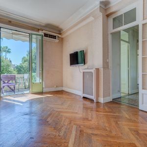 Property in Musicians Quarter