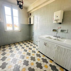 Property in Musicians Quarter