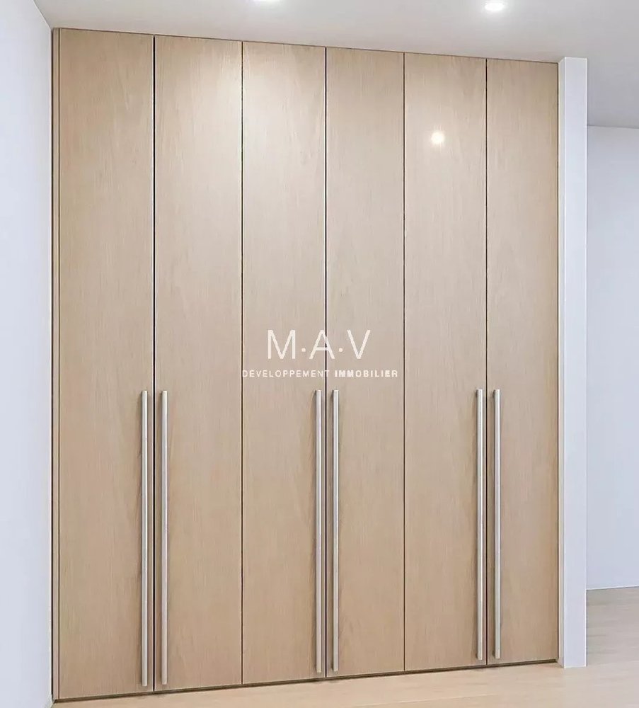 Property photo in Carre d'Or