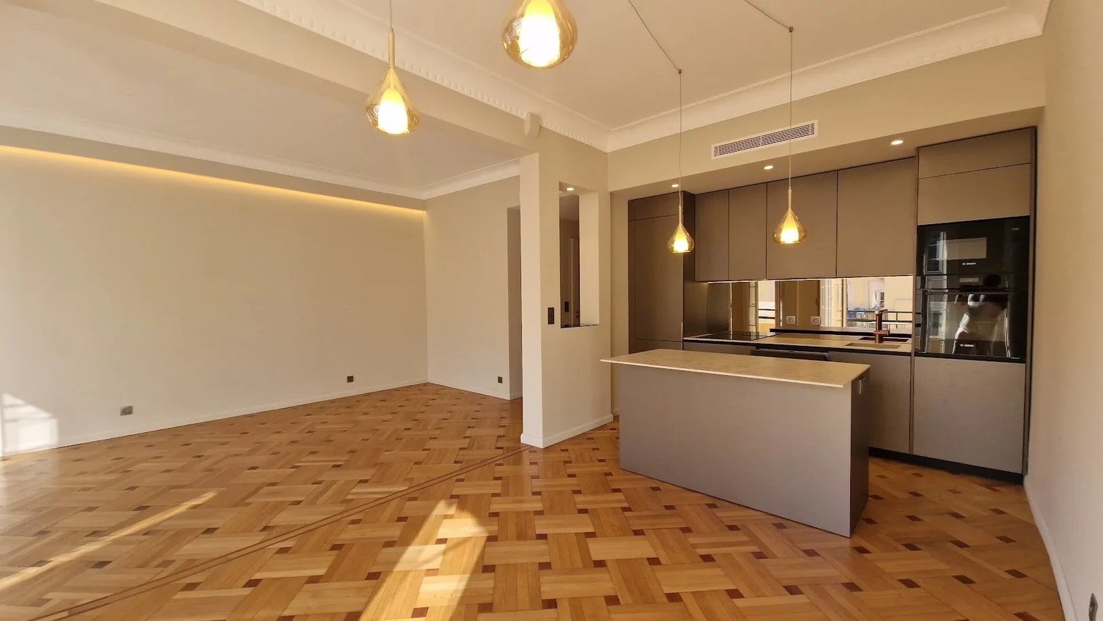 Property photo in Musicians Quarter