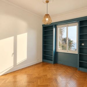 Property in Old Town
