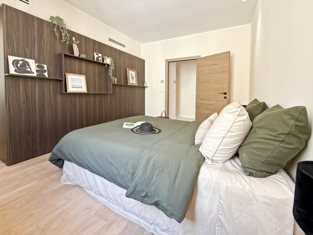 Property photo in Port