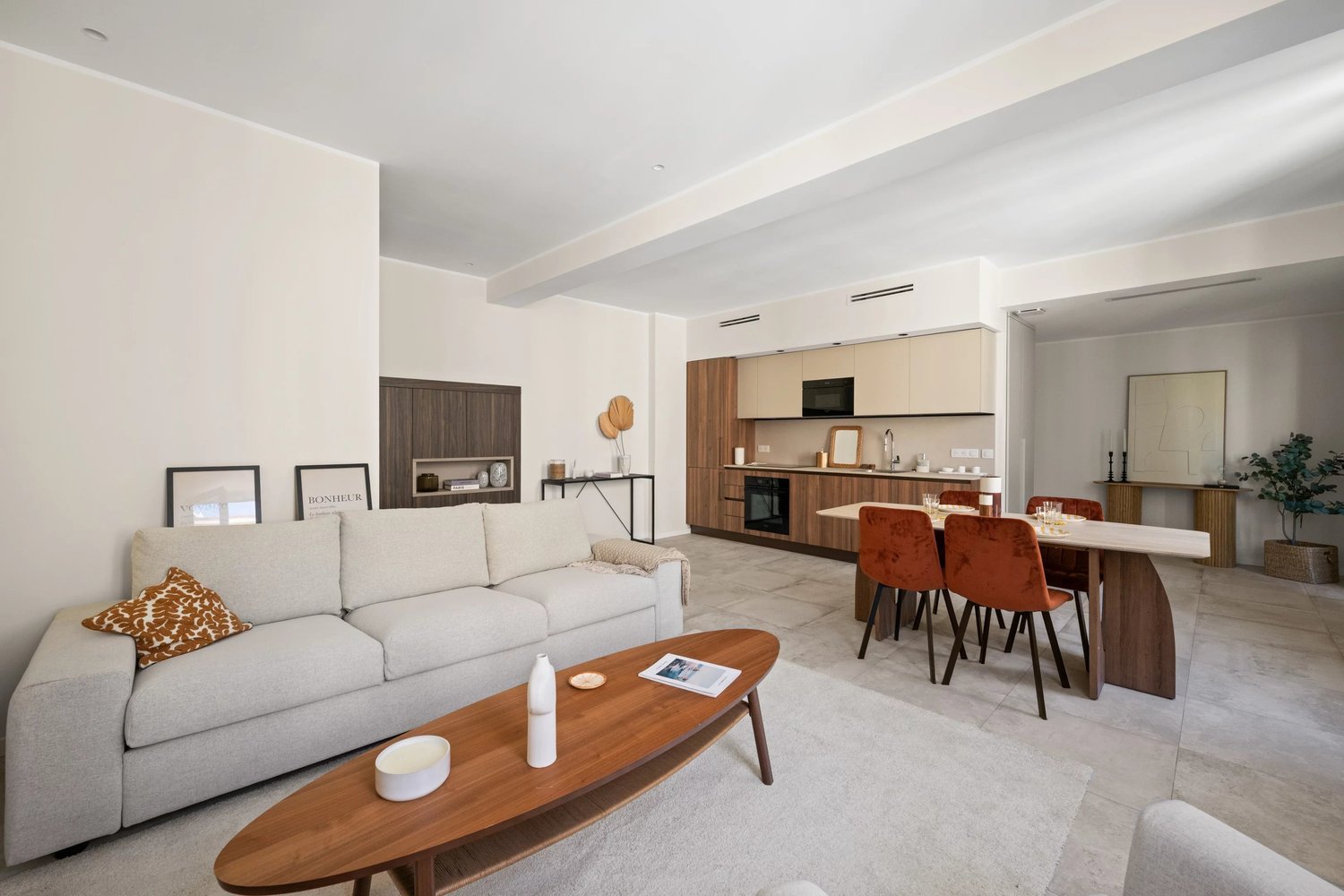 Property photo in Port