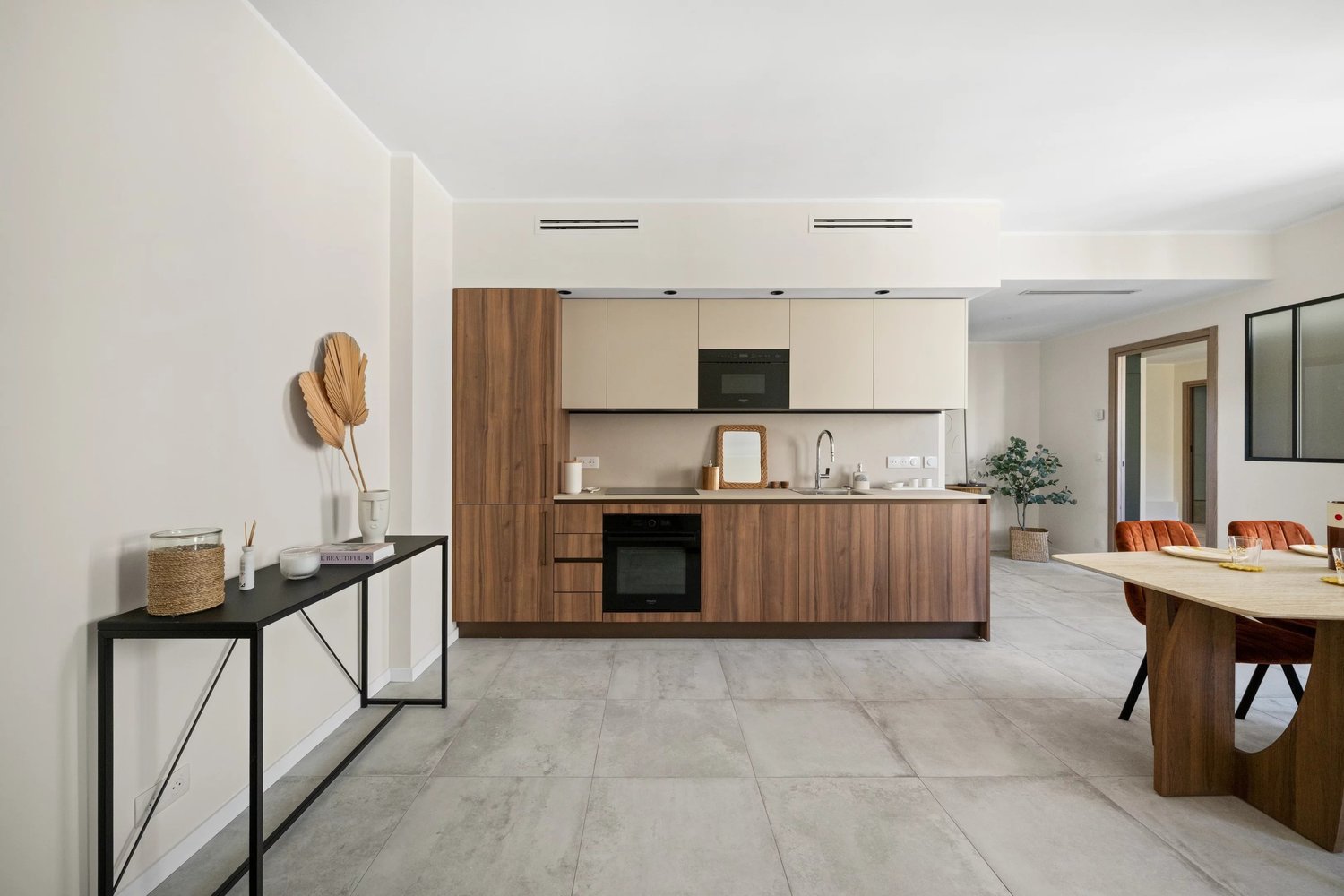 Property photo in Port