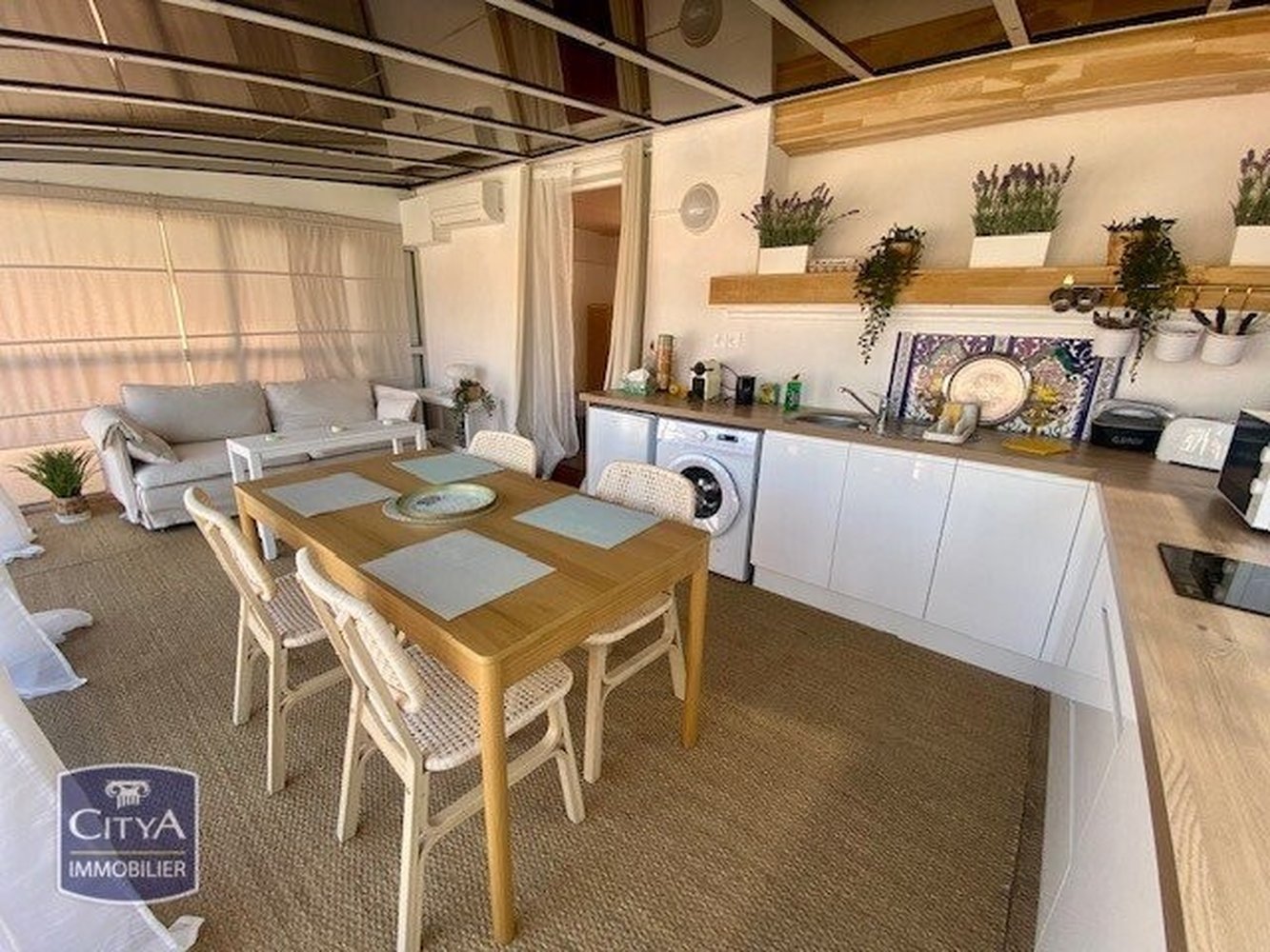 Property photo in Port