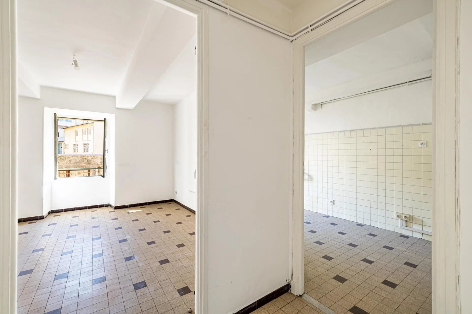Property photo in Port