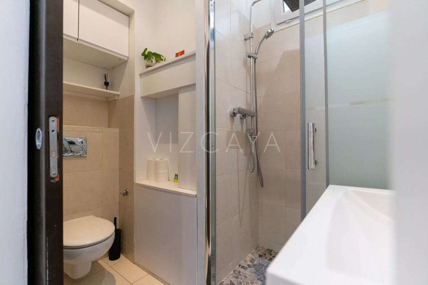 Property photo in Port