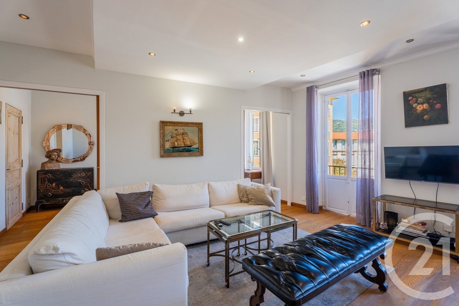 Property photo in Port