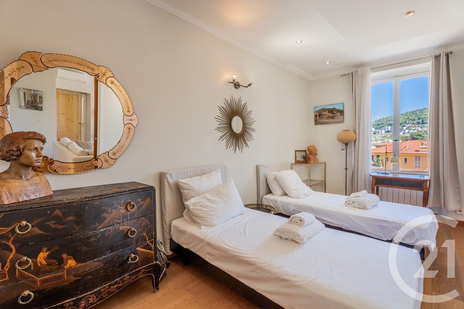 Property photo in Port