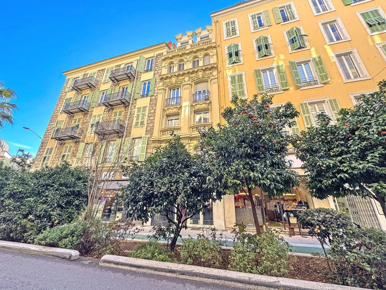 Property photo 2 in Carre d'Argent