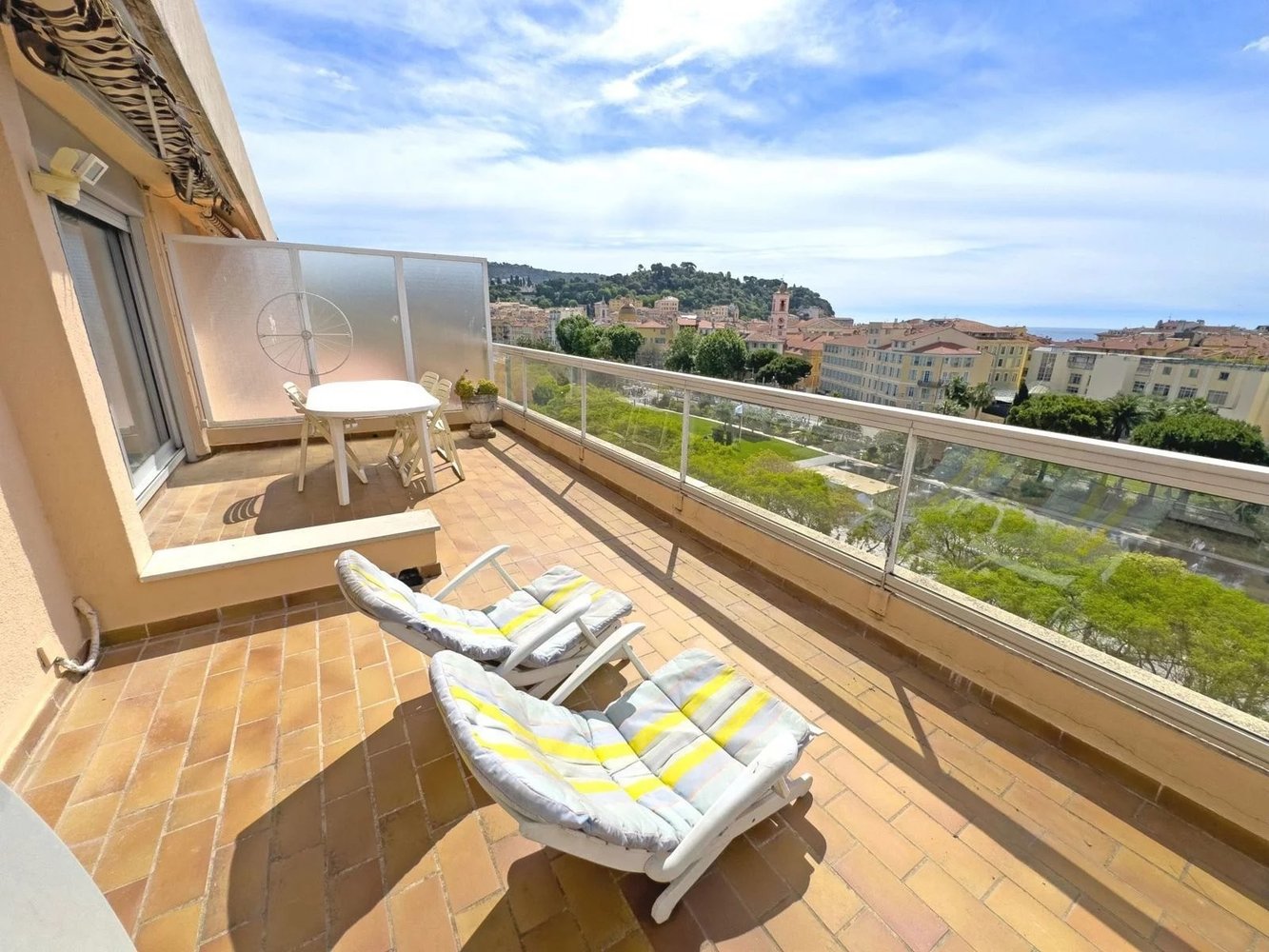 Property photo 3 in Carre d'Argent