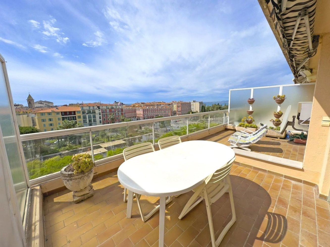 Property photo 2 in Carre d'Argent