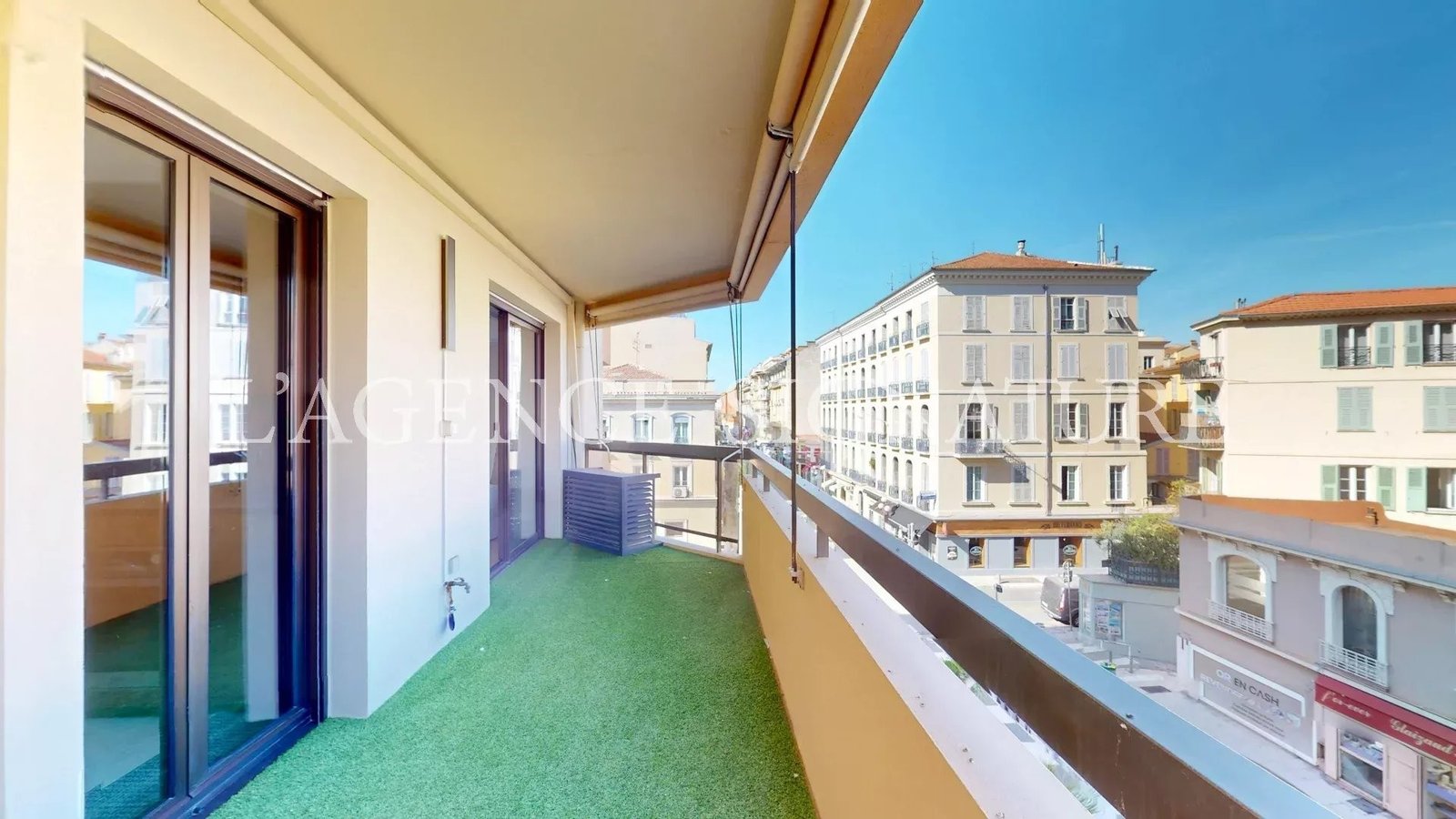 Property photo 4 in Carre d'Argent