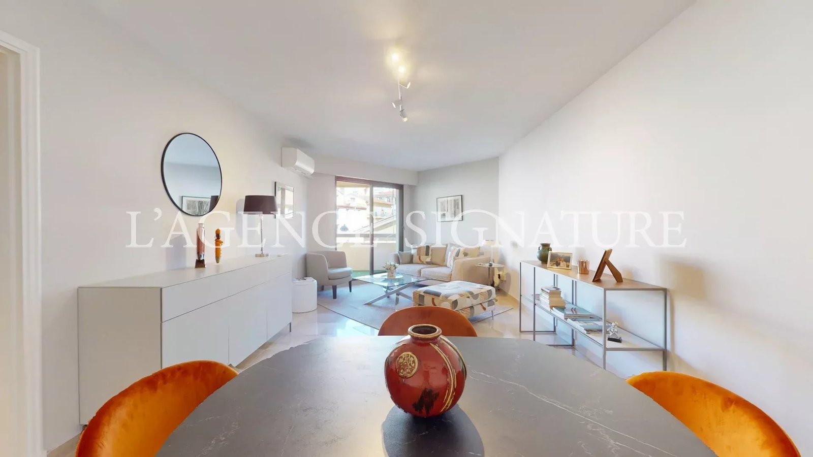 Property photo 3 in Carre d'Argent