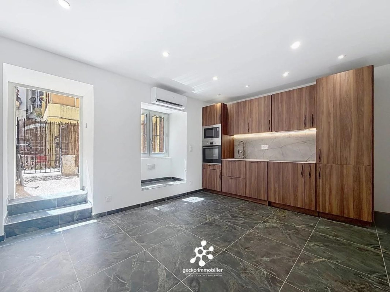 Property photo 1 in Carre d'Argent