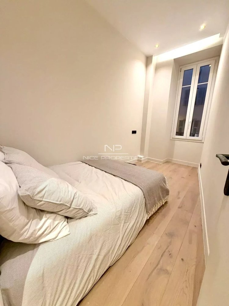 Property photo 2 in Carre d'Argent