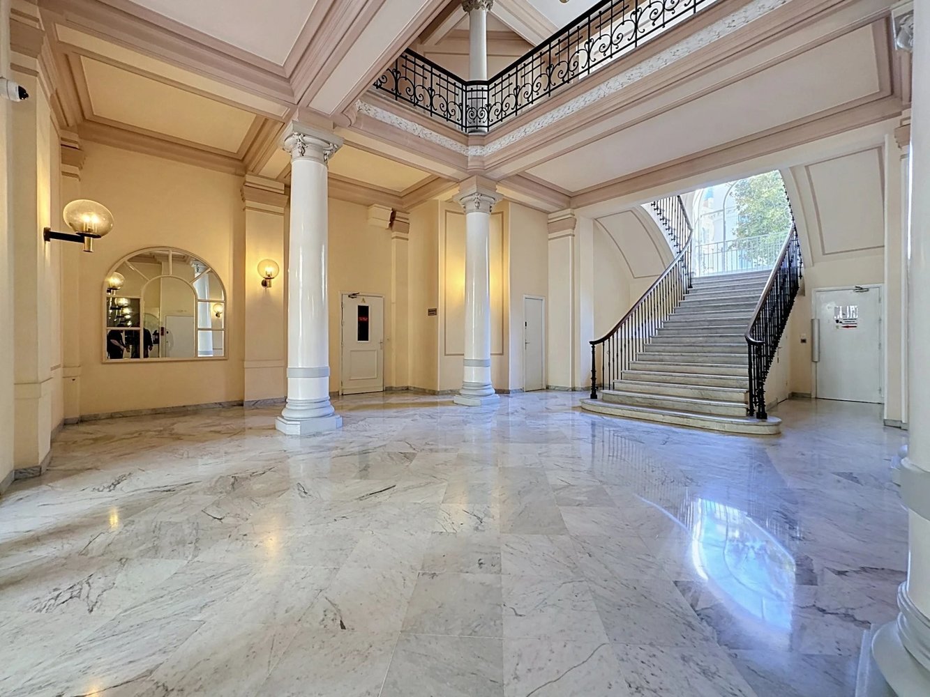 Property photo 4 in Carre d'Argent