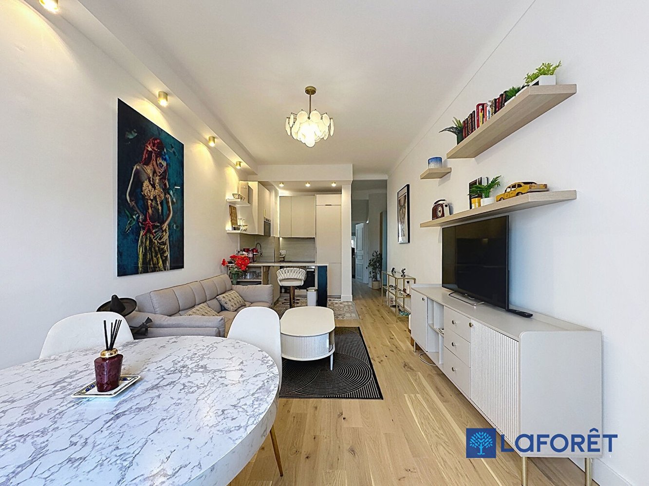 Property photo 3 in Carre d'Argent