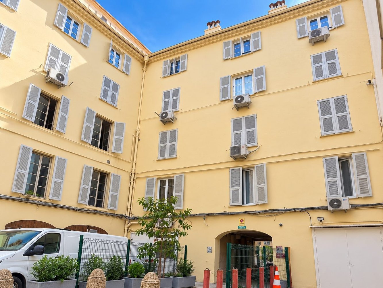 Property photo 5 in Carre d'Argent