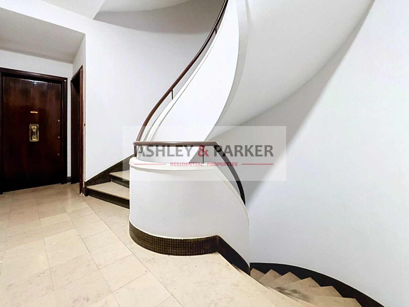 Property photo in Carre d'Or