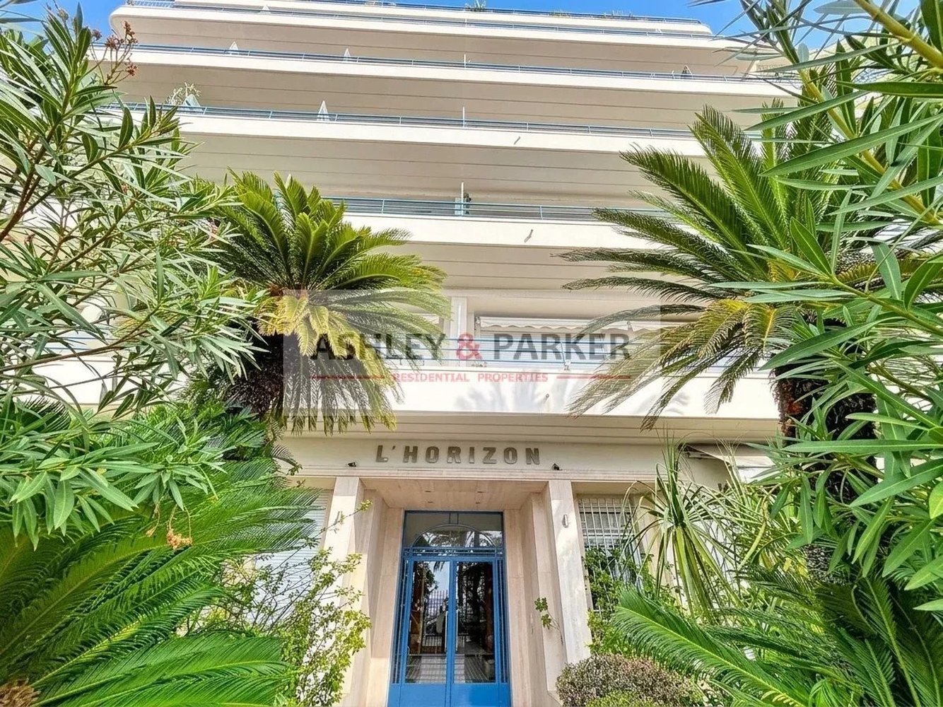 Property photo in Carre d'Or