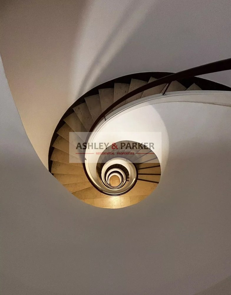 Property photo in Carre d'Or