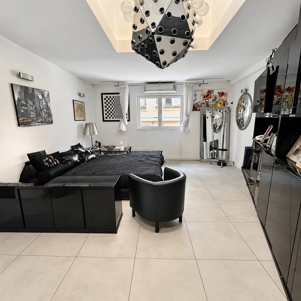 Property photo in Carre d'Or