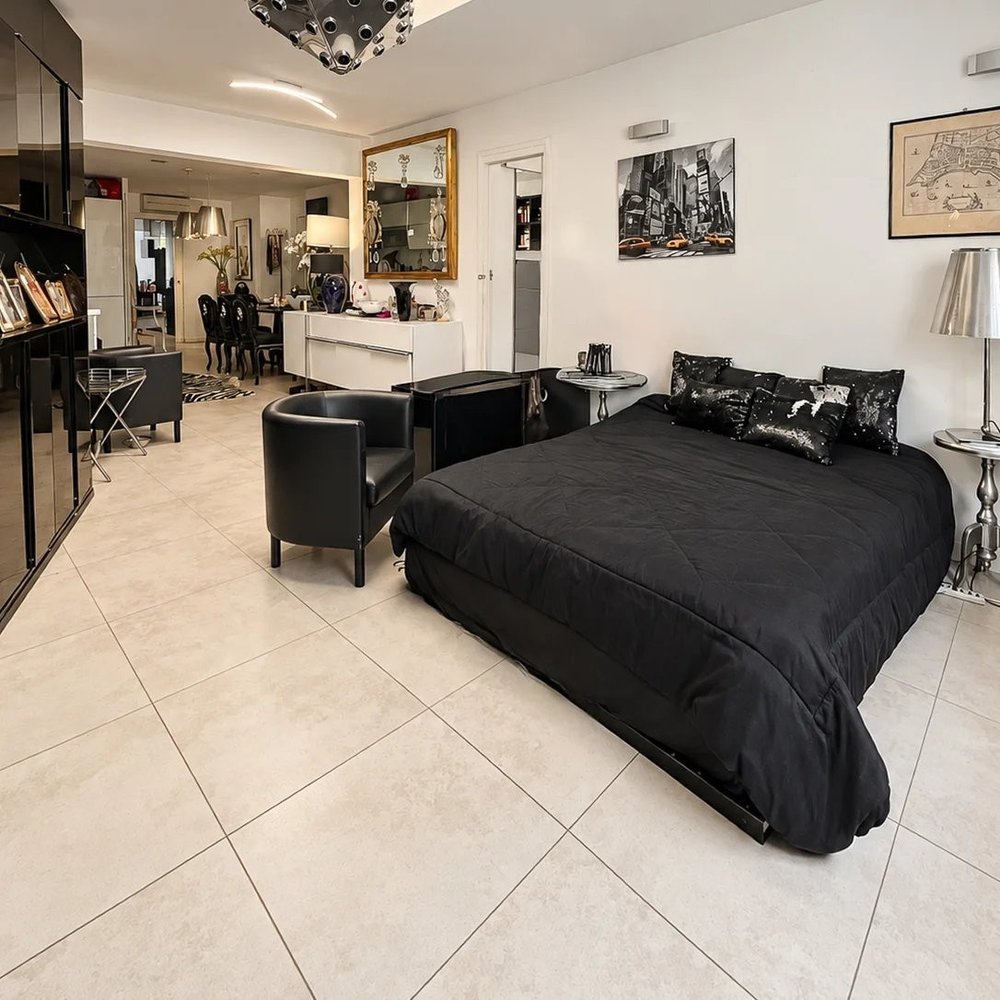 Property photo in Carre d'Or