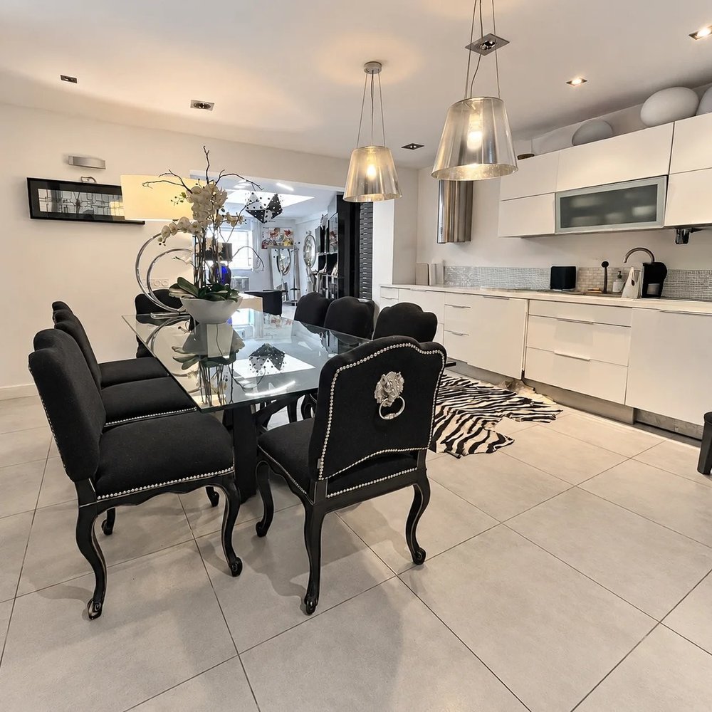 Property photo in Carre d'Or