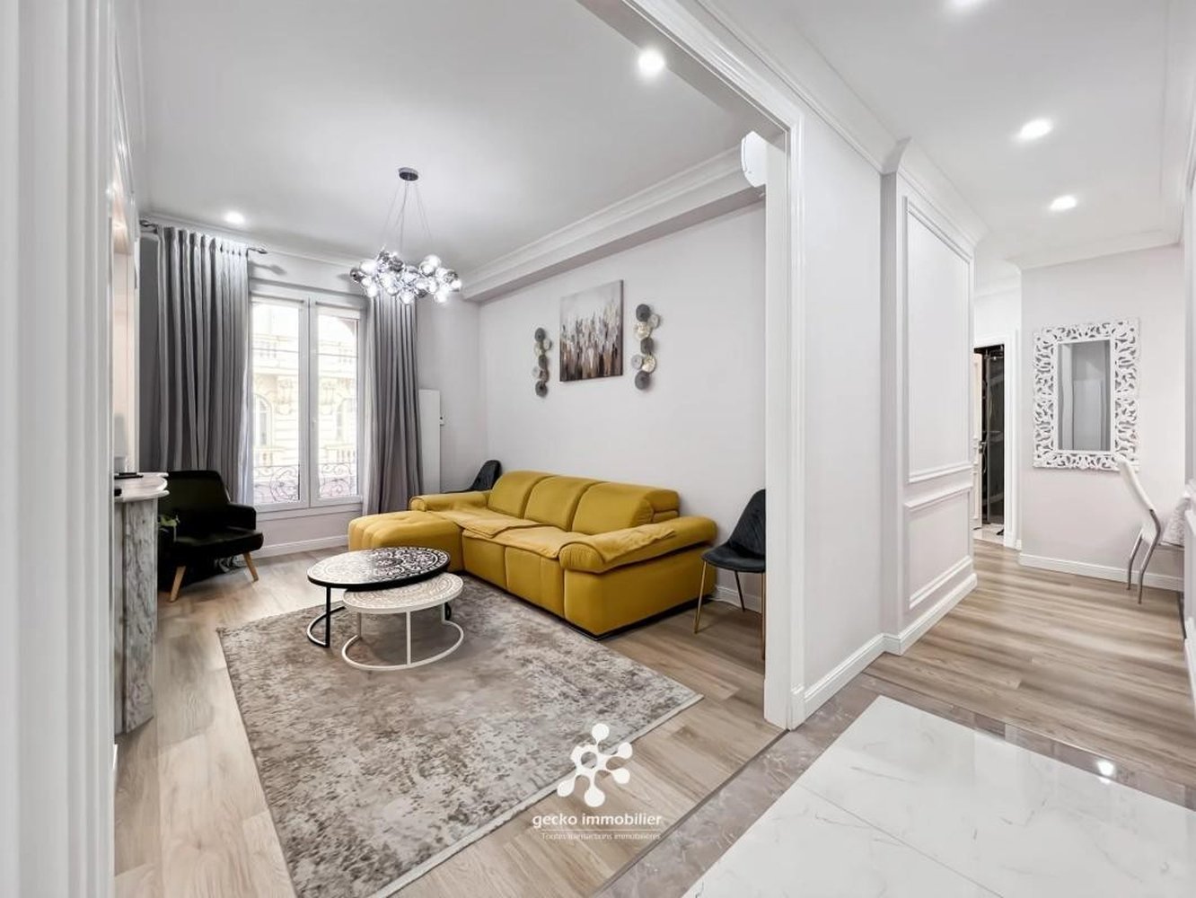 Property photo 3 in Carre d'Or
