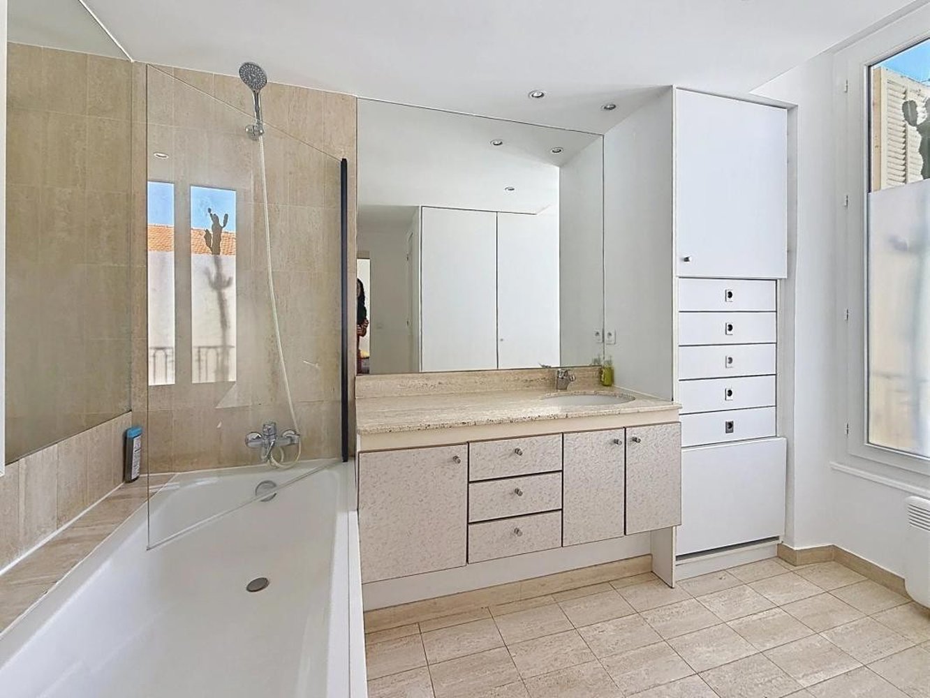 Property photo 18 in Carre d'Or