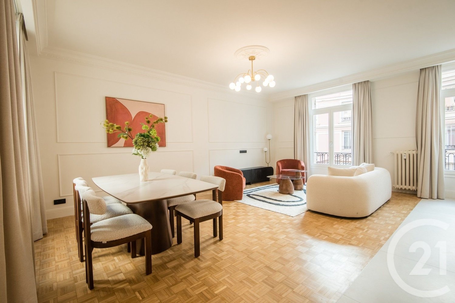 Property photo 1 in Carre d'Or