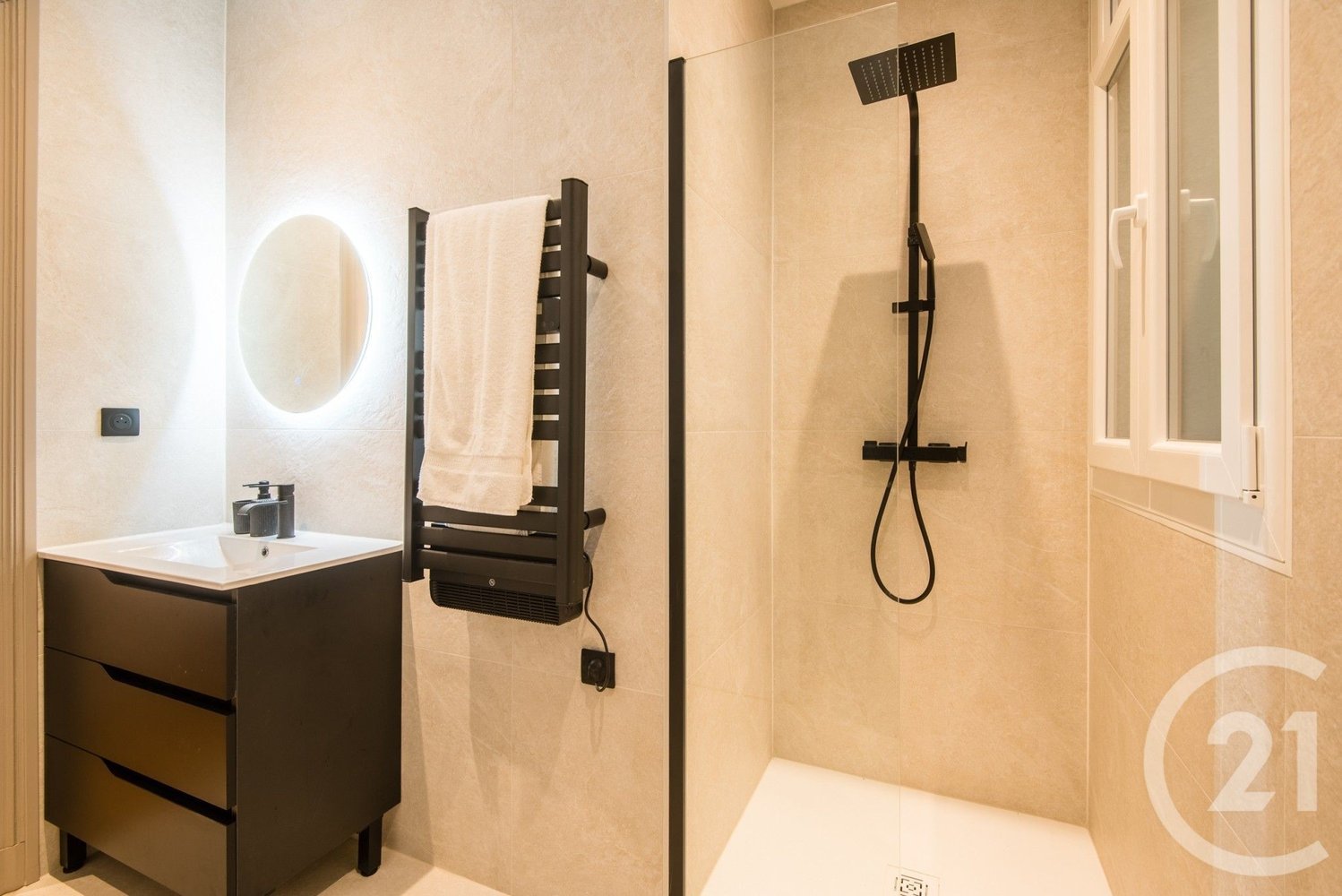 Property photo 7 in Carre d'Or